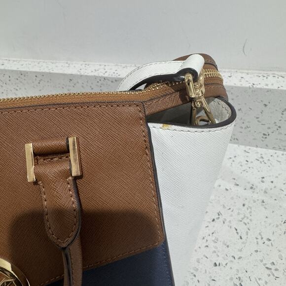 Michael Kors Hudson Medium Satchel Color Lock Navy Brown Leather DG - Picture 6 of 8